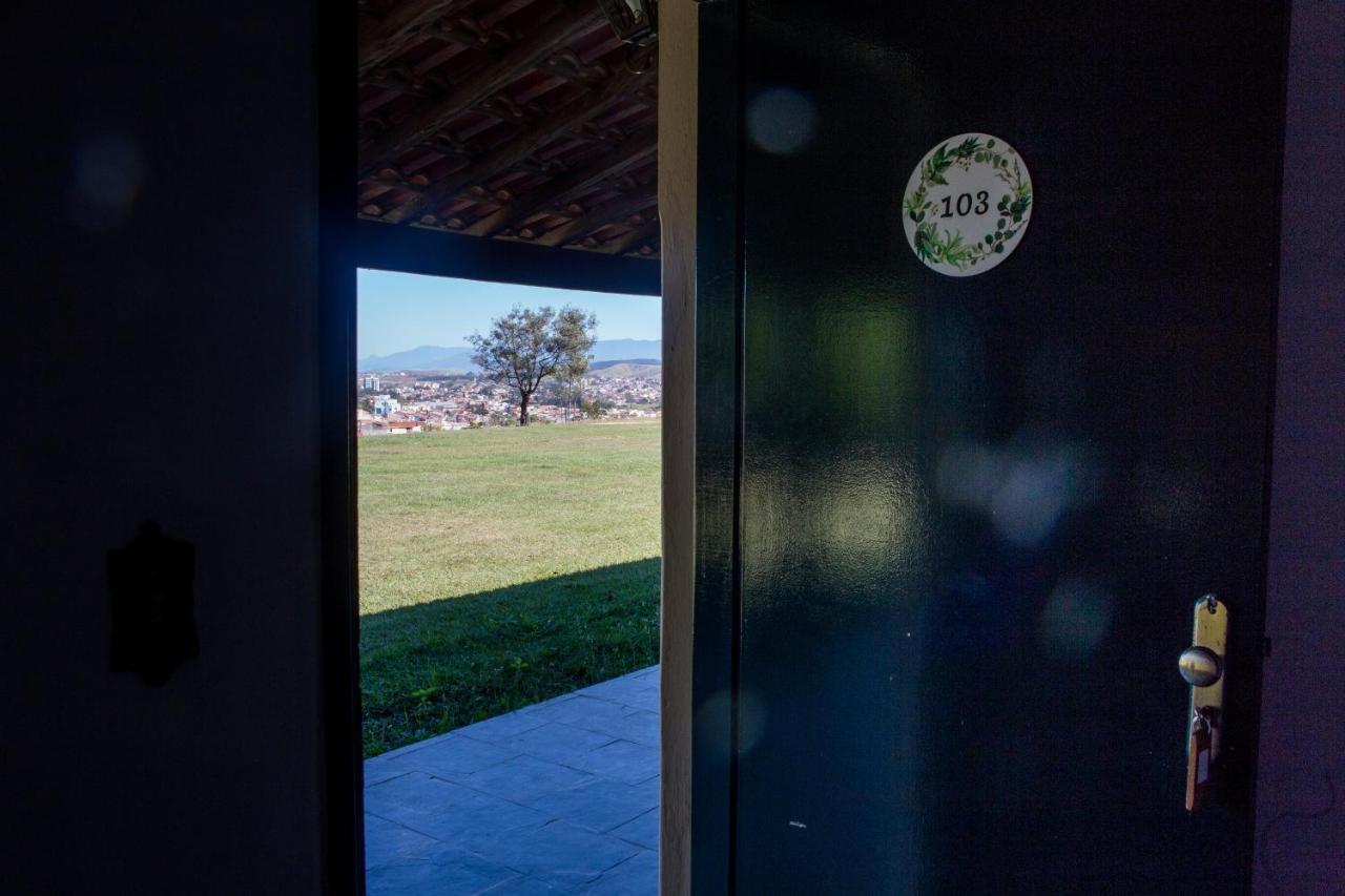 Pousada E Espaco Flor Da Serra Cruzeiro  Exterior foto